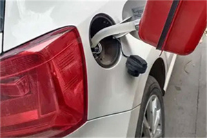 自流井24小时救援车收费标准