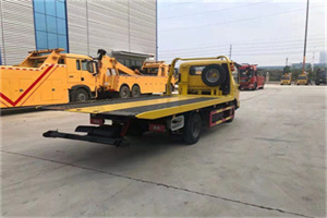 自流井非事故拖车